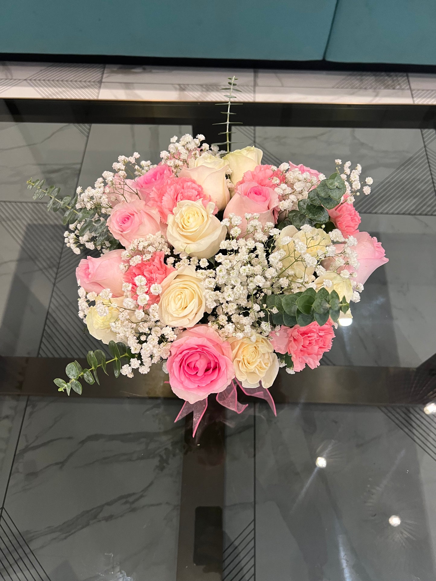 Exclusive Pink and White in a Vase