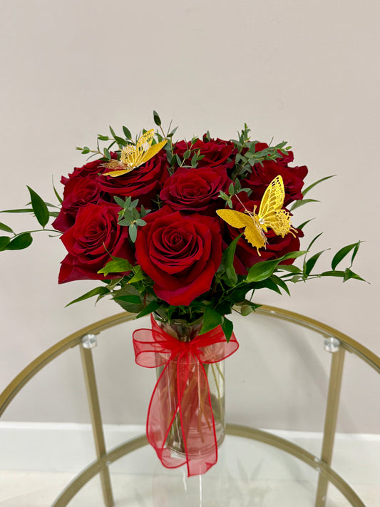 1 Dozen roses in Vase with butterflies