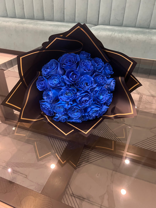 25 Blue Premium Roses