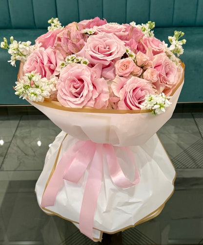 Blush Elegance Premium Bouquet