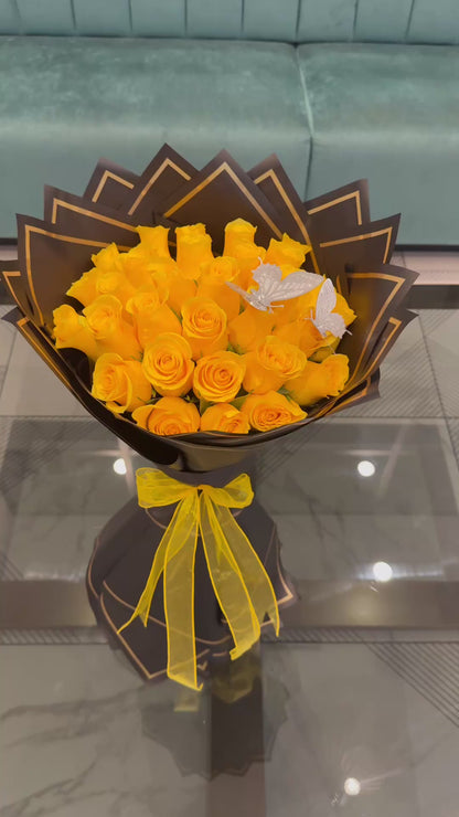 Golden Kiss – 25 Premium Yellow Roses