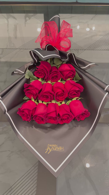 1 Dozen Natural Red Roses