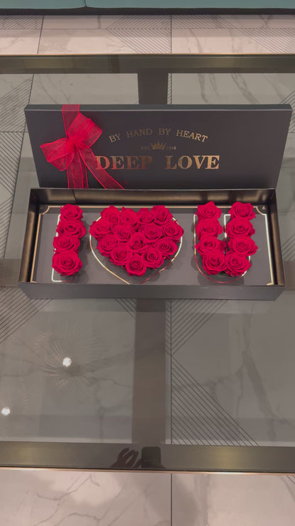 I LOVE YOU In Roses (Preserved Flowers)